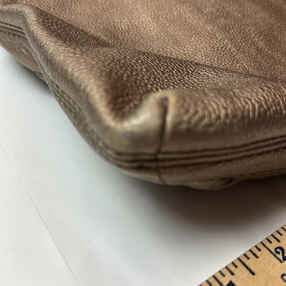 Fossil Metallic Brown Genuine leather Explorer Foldover Tote/ messenger bag. - Picture 6 of 14